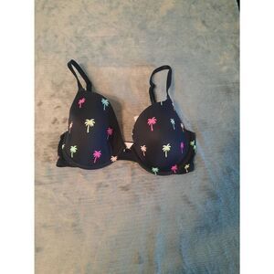 Victoria's Secret PINK size 32D Wear Everywhere Tshirt Bra Black Palm Trees